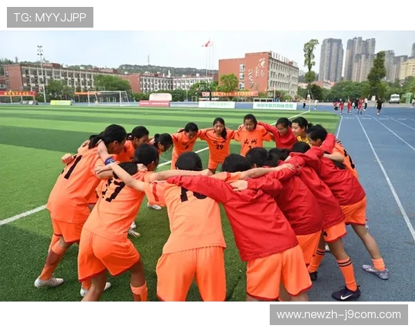 临川十六中足球赛事精彩回顾 球员们的拼搏与青春风采展现